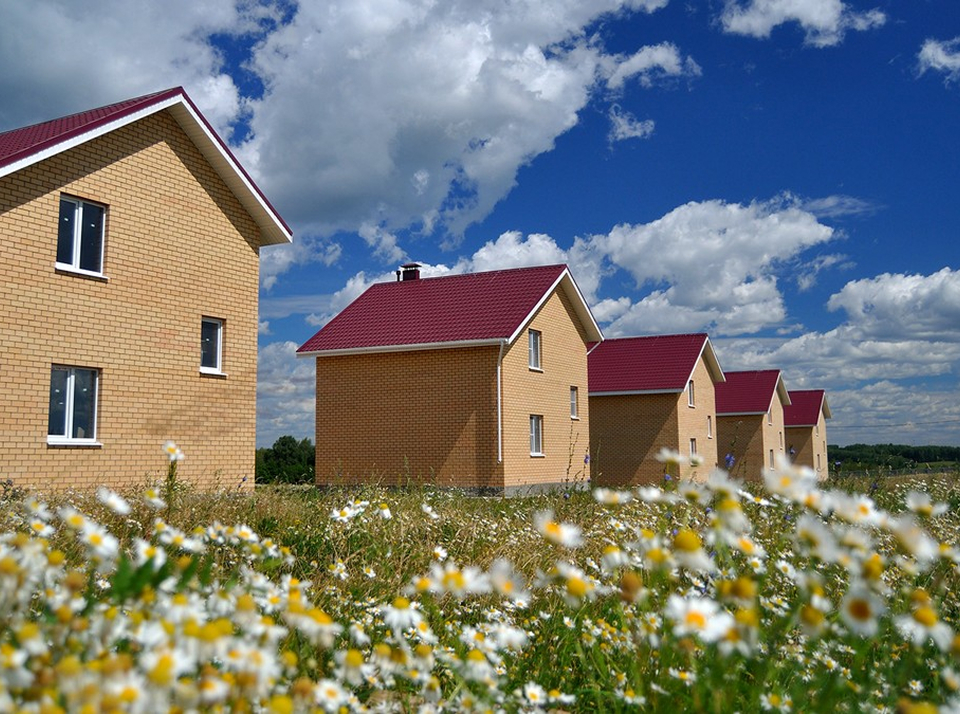 Можно ли строить дом на земле ЛПХ