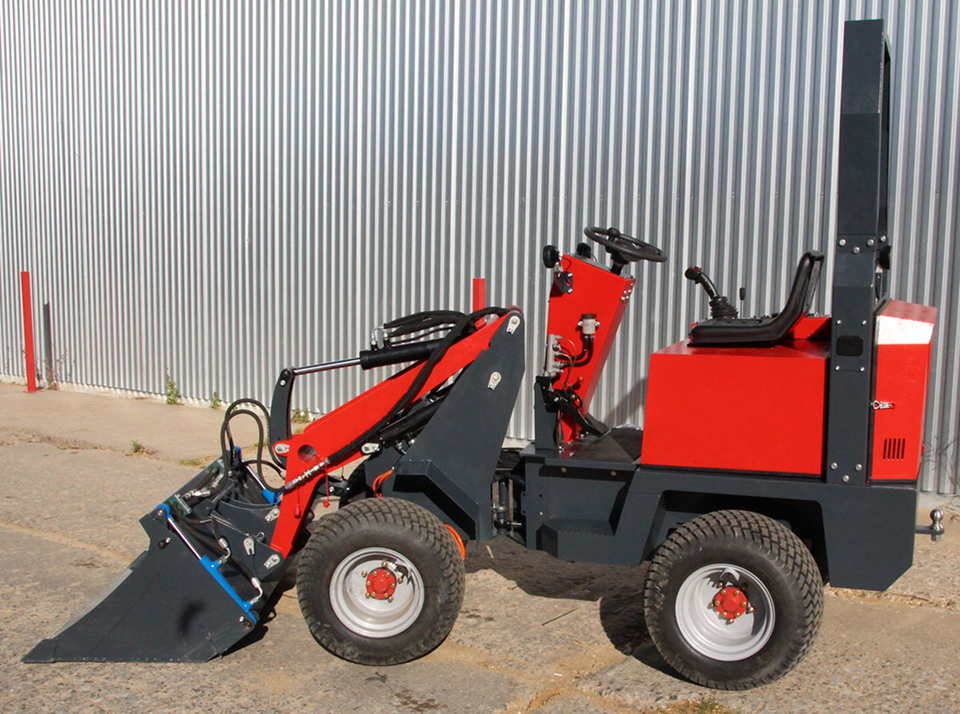 Для чего нужны мини-тракторы